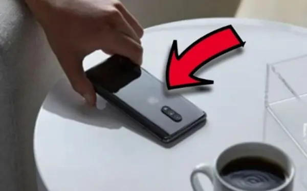 Flip the phone over to remember to change
