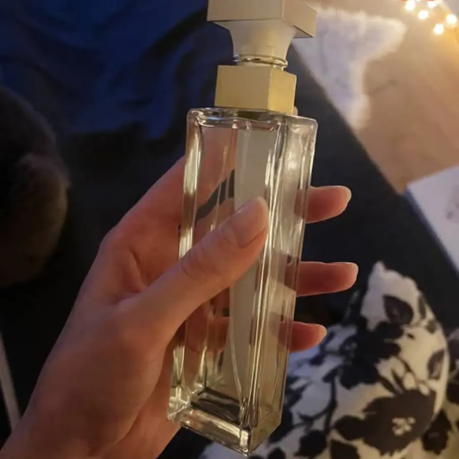 The Perfume That Ruined My Marriage, and I’m Grateful for It