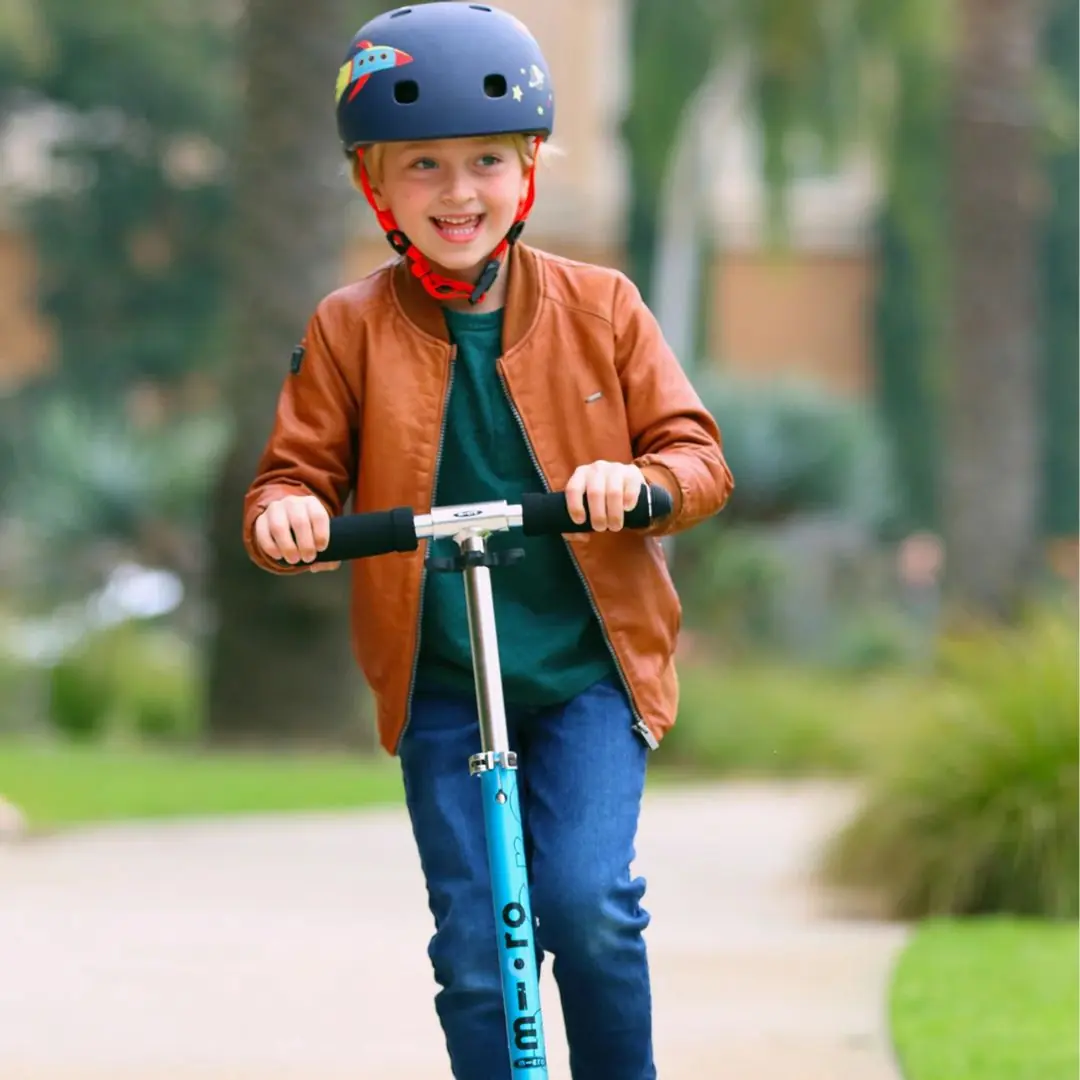 The janitor pulled the director’s son from under the wheels, and the father demanded payment for the damaged scooter