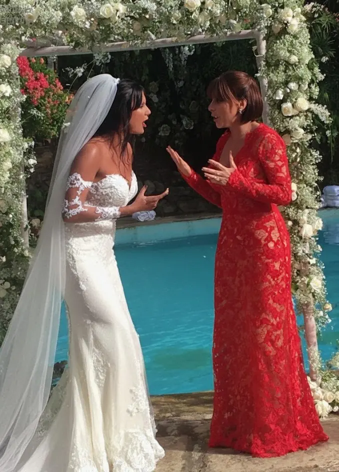 She Was Excluded From Her Own Wedding Photos — What Happened Next Left Everyone Speechless