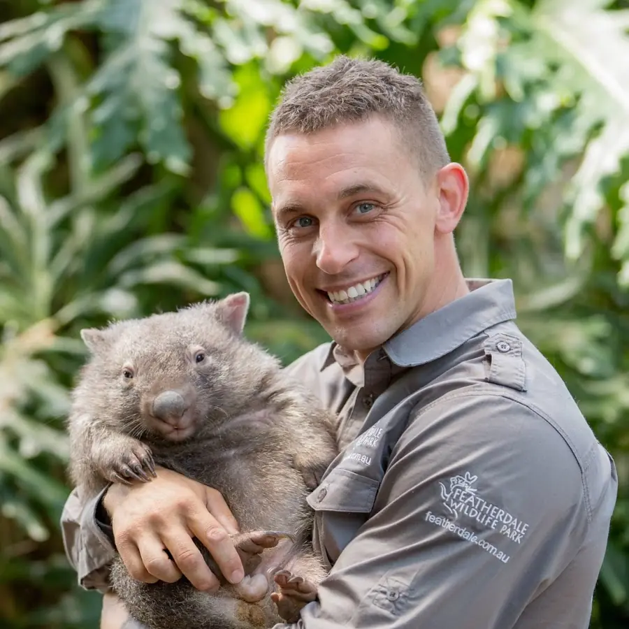 Incredible Animal Heroes: Real-Life Stories of Animals Saving Humans Against All Odds